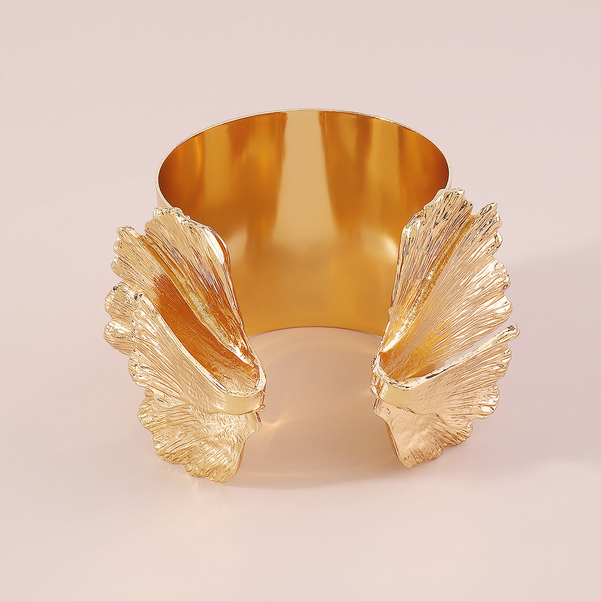 B2048 Retro Wide Metal Flower Open Bangle