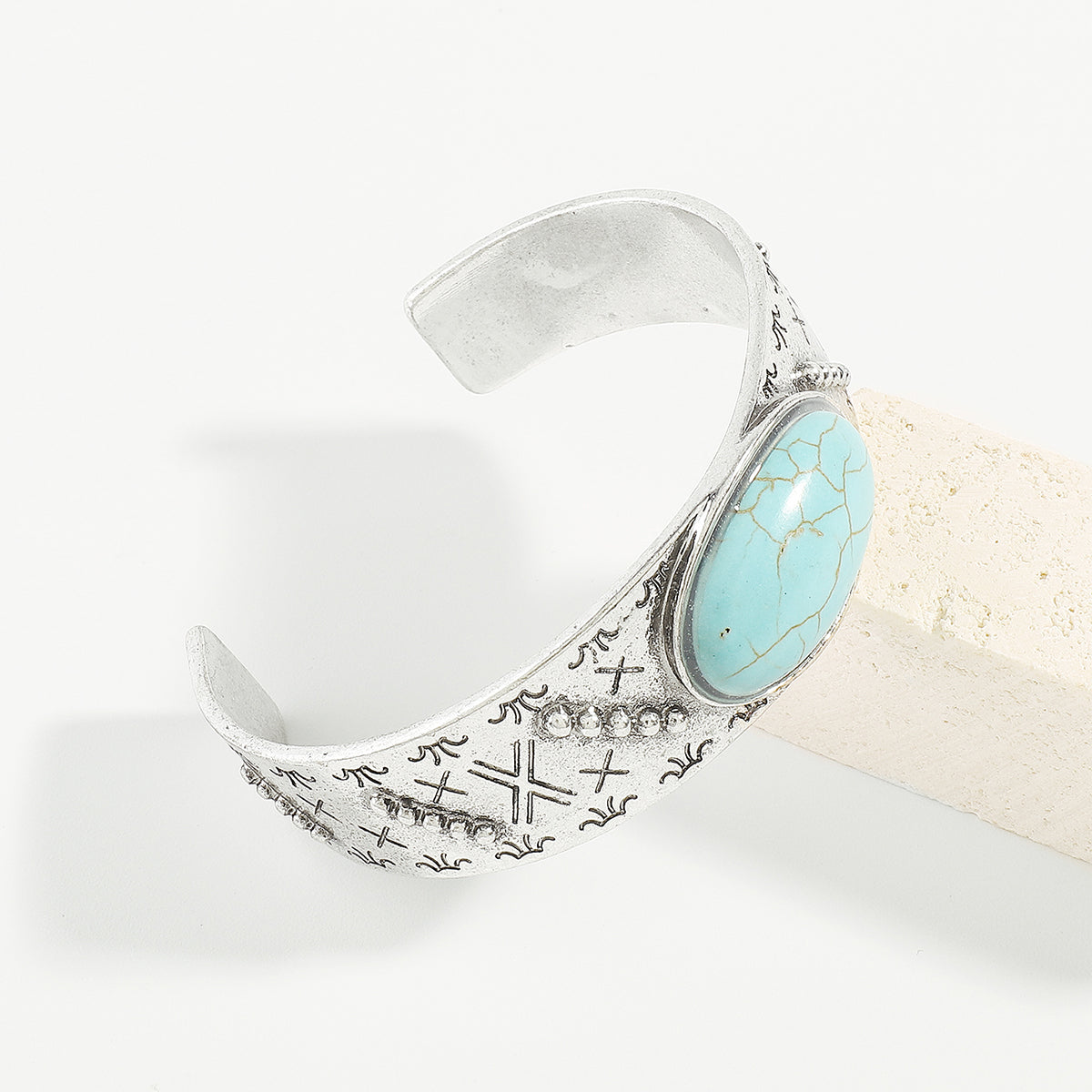 B2163 Vintage Turquoise Open Bangle