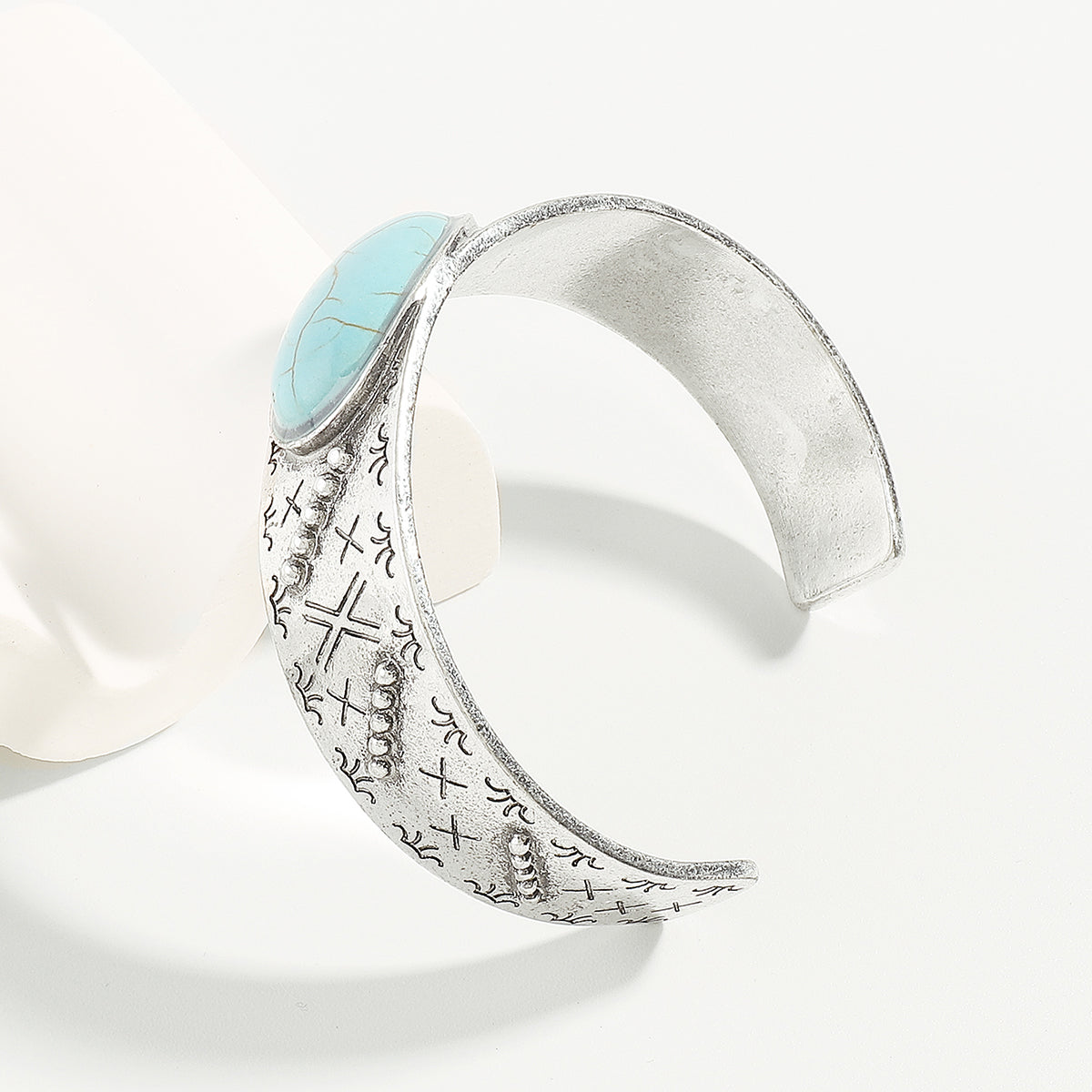 B2163 Vintage Turquoise Open Bangle