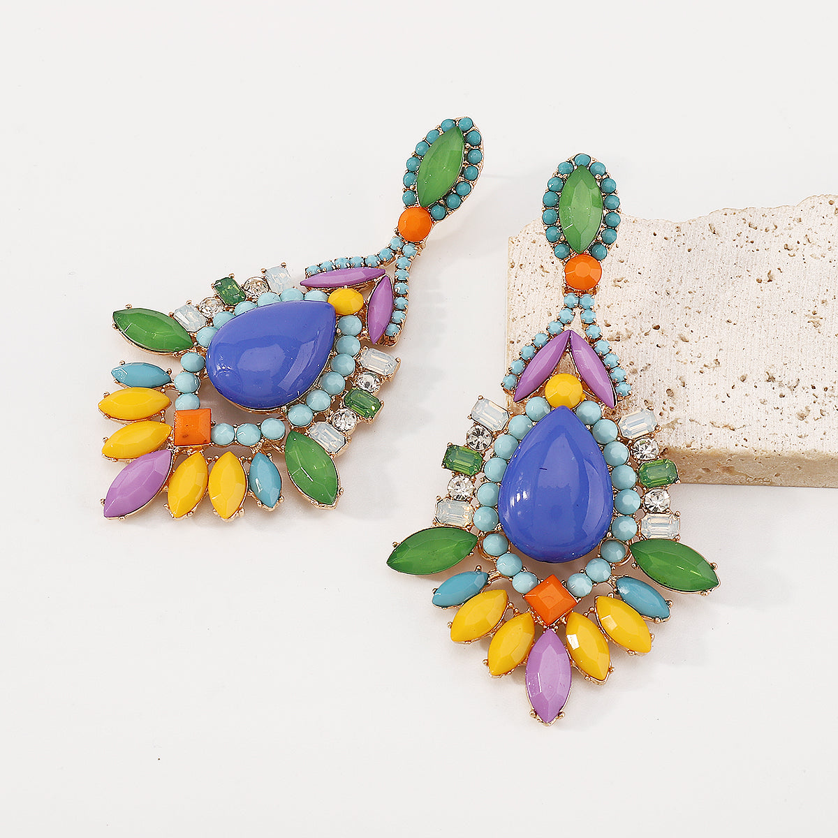 E10899 Exaggerated Bohemian Acrylic Blue Drop Earrings