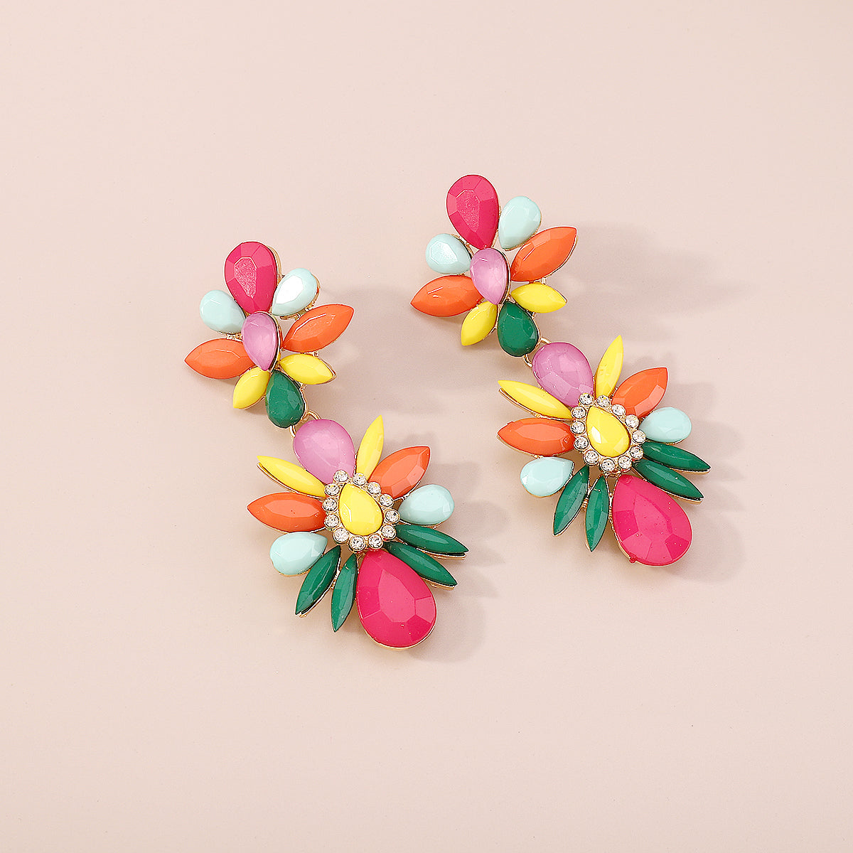 E10900 Trend Colorful Resin Flower Statement Earrings