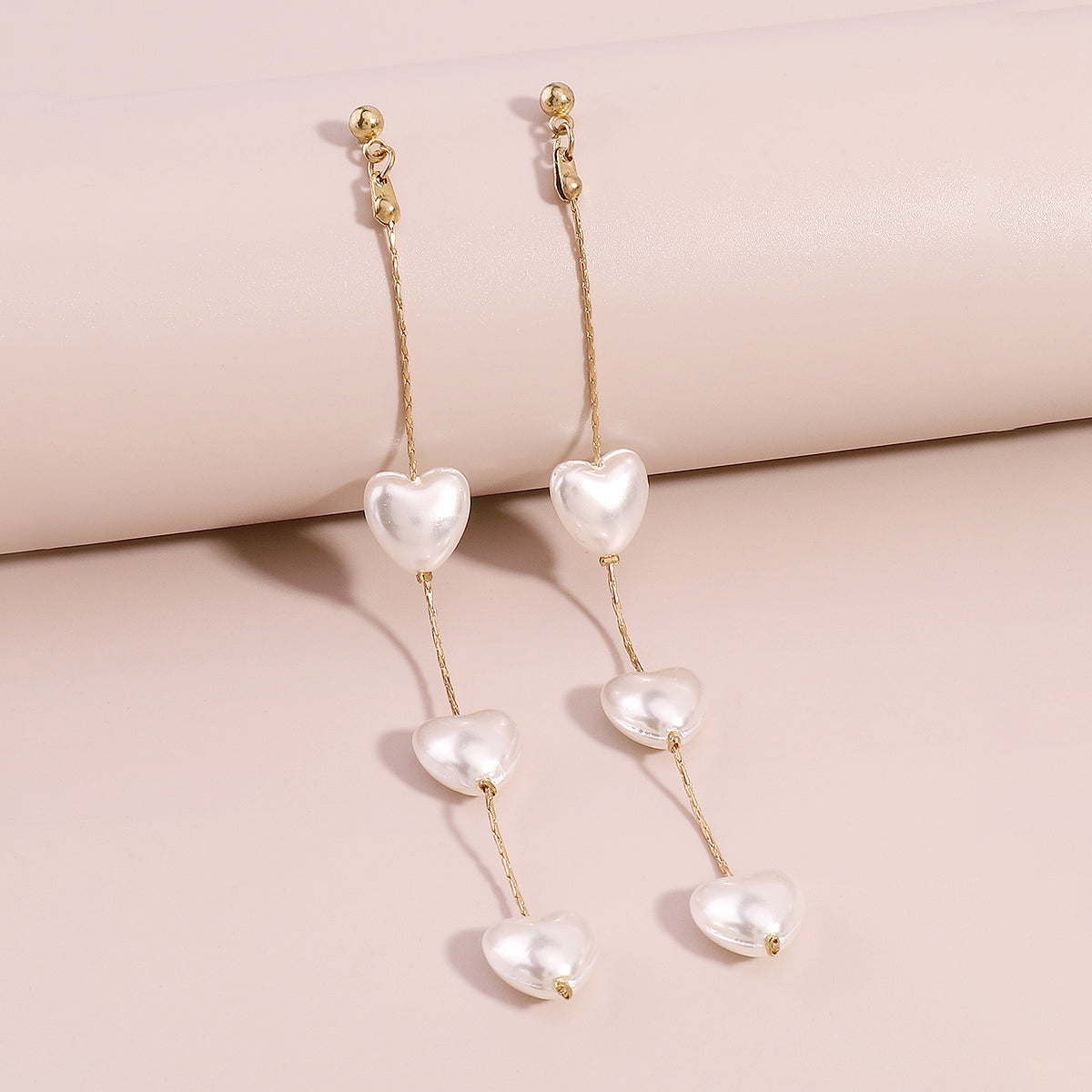 E11176 Pearls Heart Tassel Drop Dangle Earrings