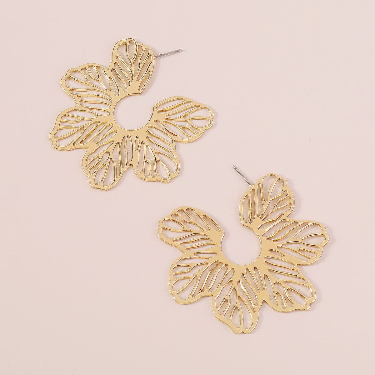 E11337H Flat Flower Drop Dangle Earrings