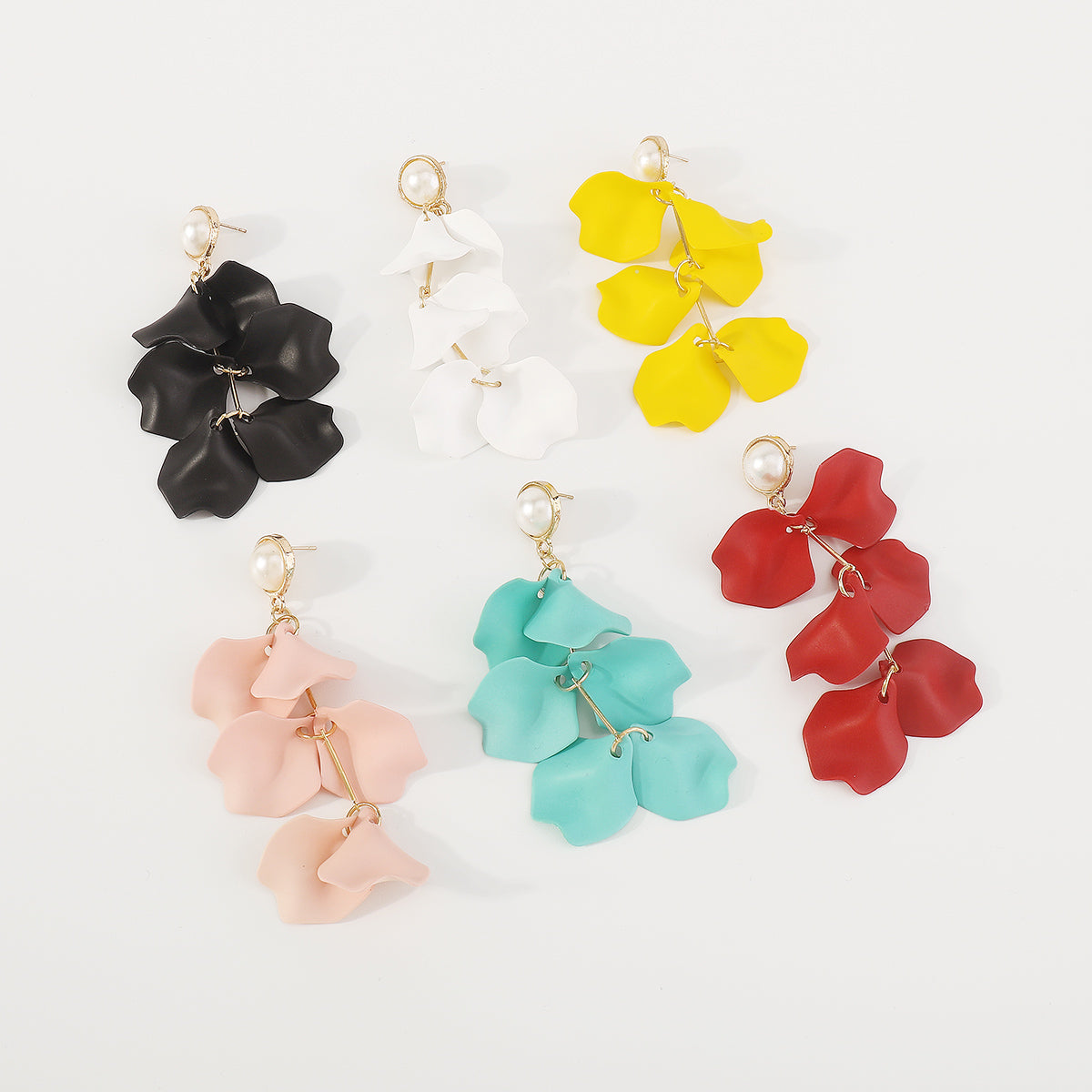 E11417 3 Tiers Rainbow Rhinestone Heart Drop Earrings