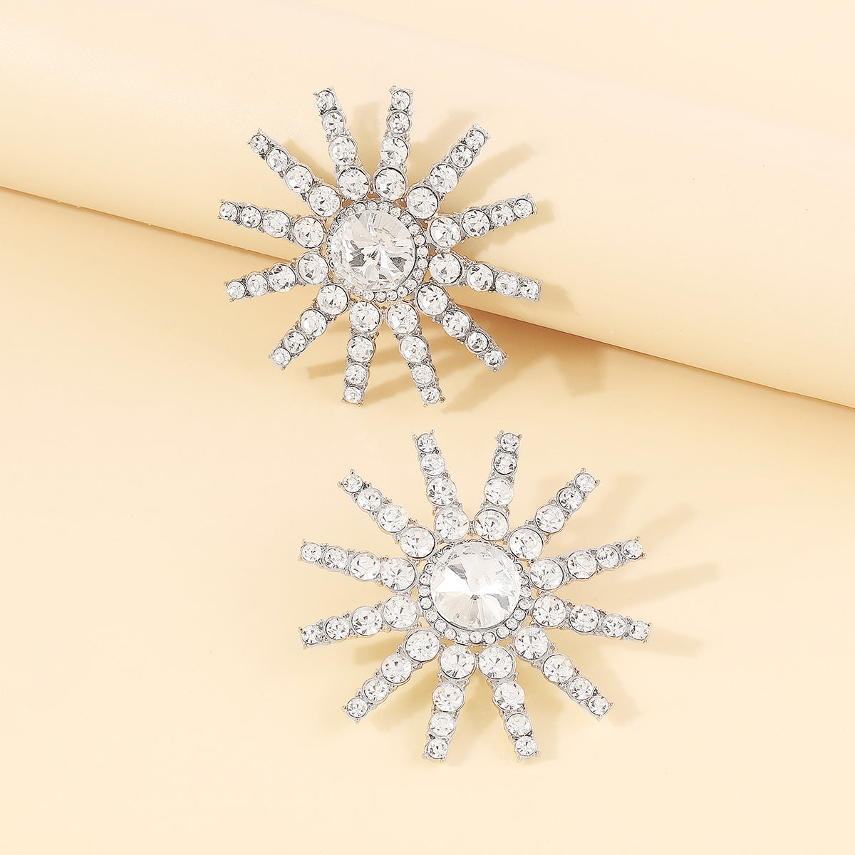 E11456 Luxury Large Rhinestone Round Drop Earrings
