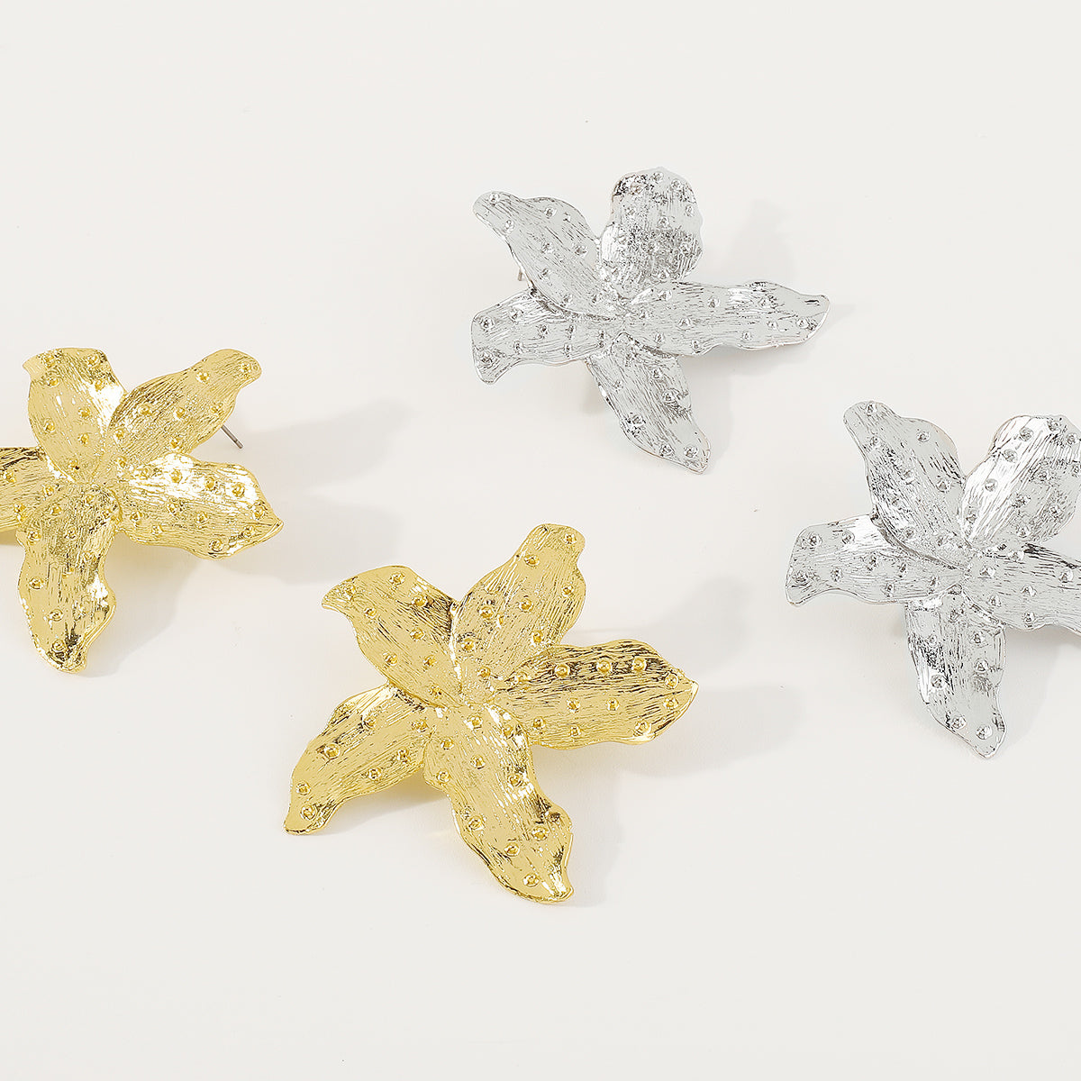 E11616 Large Metal Starfish Earrings