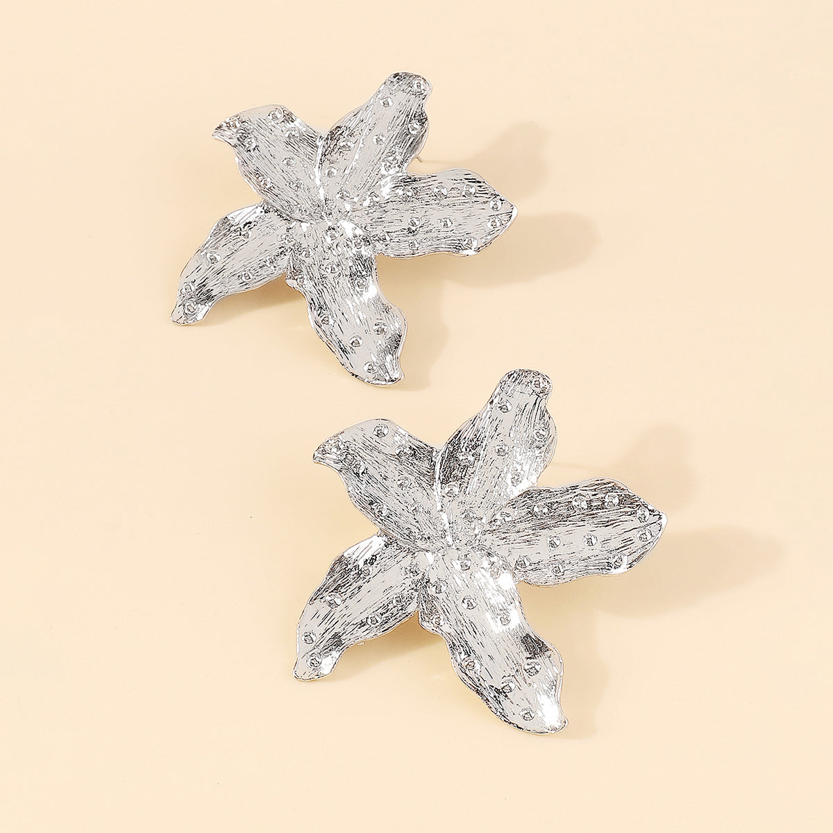 E11616 Large Metal Starfish Earrings