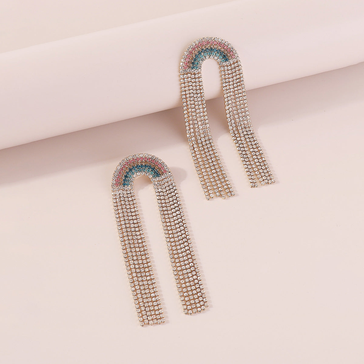 E11665 Rainbow Long Tassel Claw Chain Drop Earrings