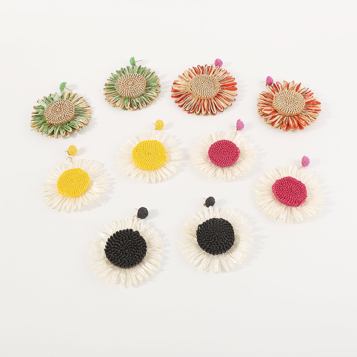 E11750 Boho Large Raffia Sunflower Drop Earrings