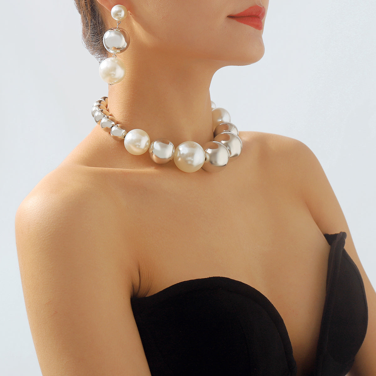 E11790 Statement Large Beads Pearl Tiered Earrings