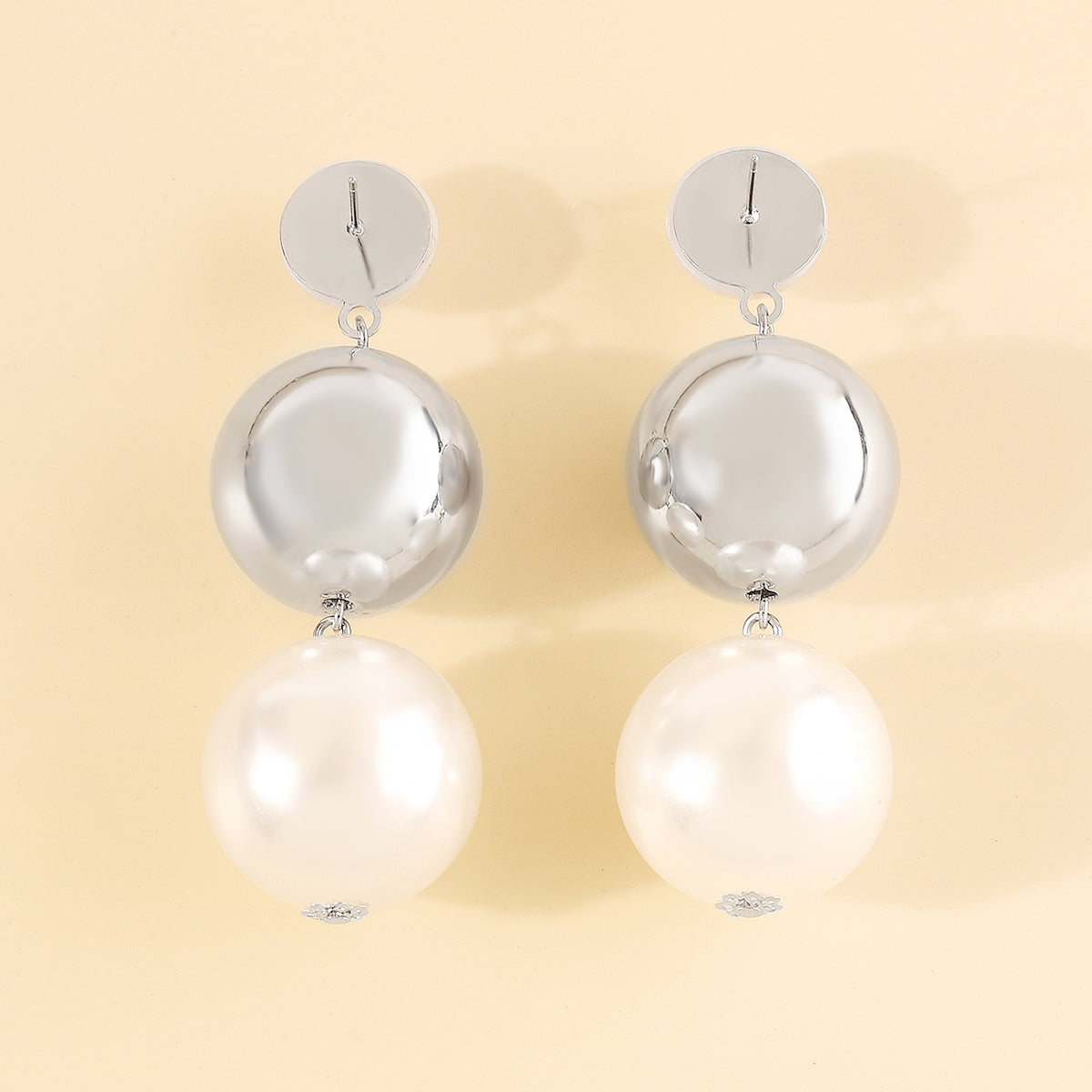 E11790 Statement Large Beads Pearl Tiered Earrings