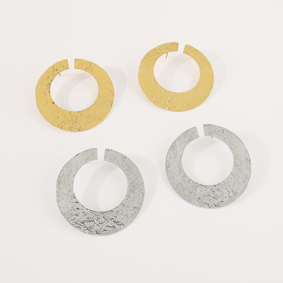 E11872 Large Textured Flat Circle Drop Earrings