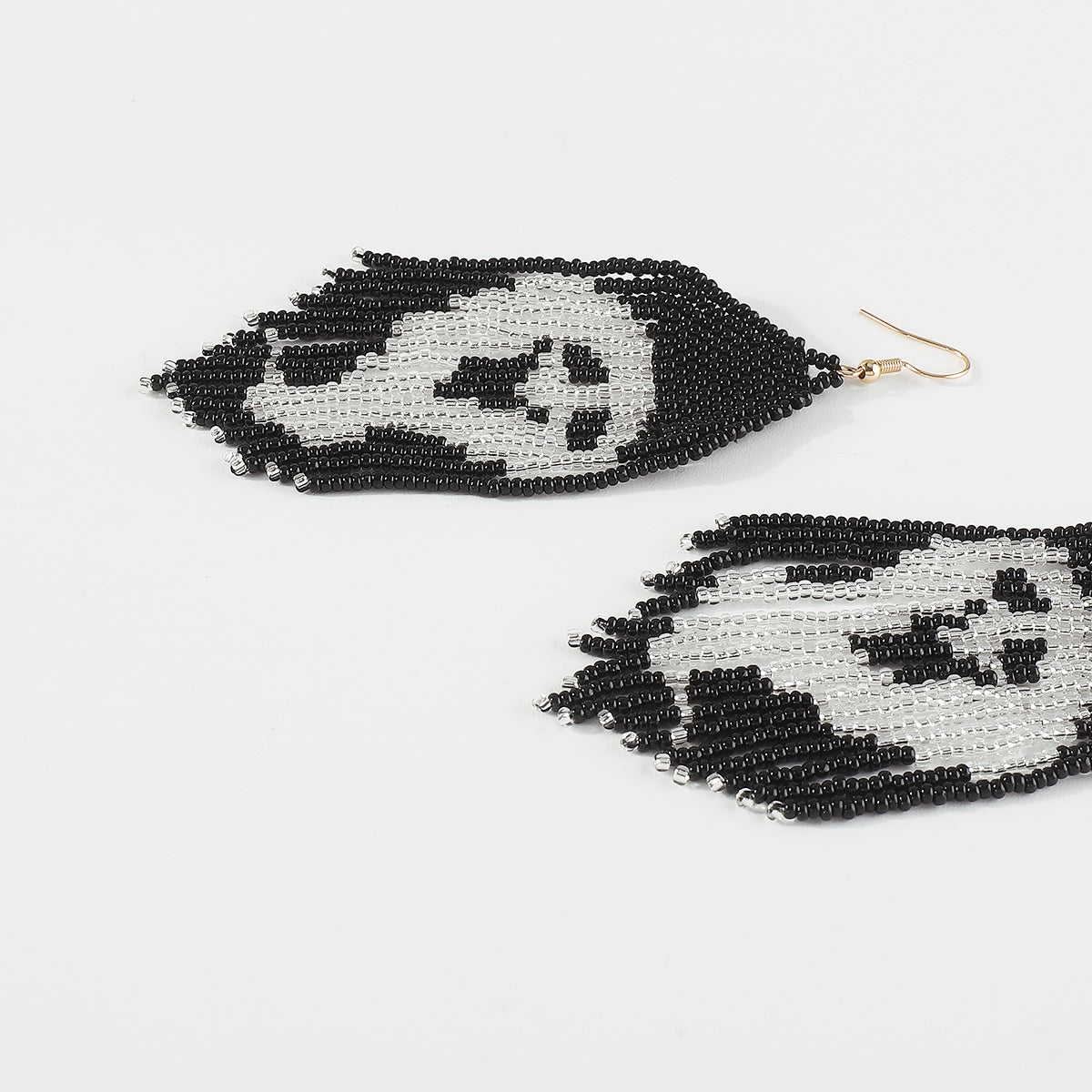 E11923 Halloween Ghosts Tassel Seed Beads Earrings