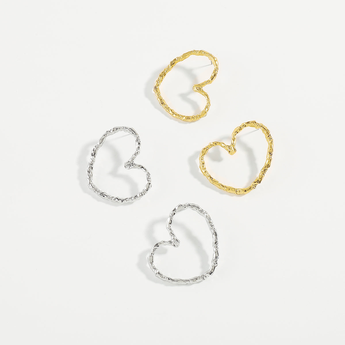 E11969 Vintage Large Metal Heart Dangle Earrings
