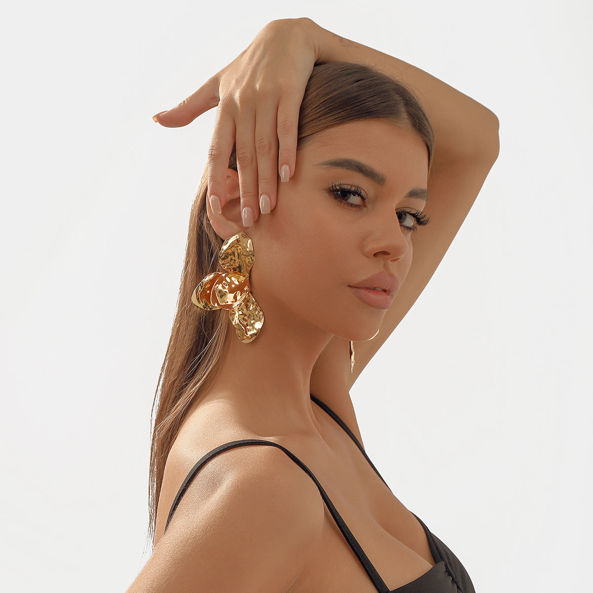 E12008 Statement Geometric Petal Dangle Earrings