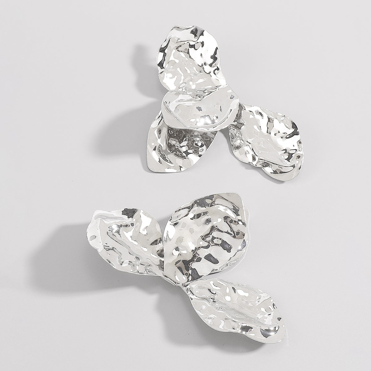 E12008 Statement Geometric Petal Dangle Earrings