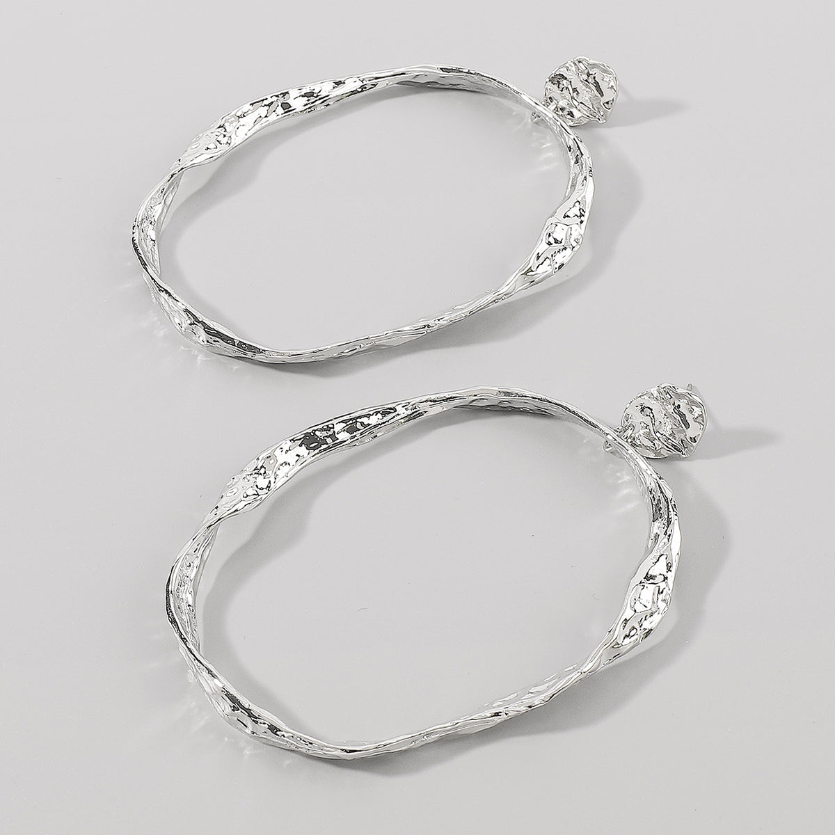 E12017 Large Metal Elliptic Dangle Earrings