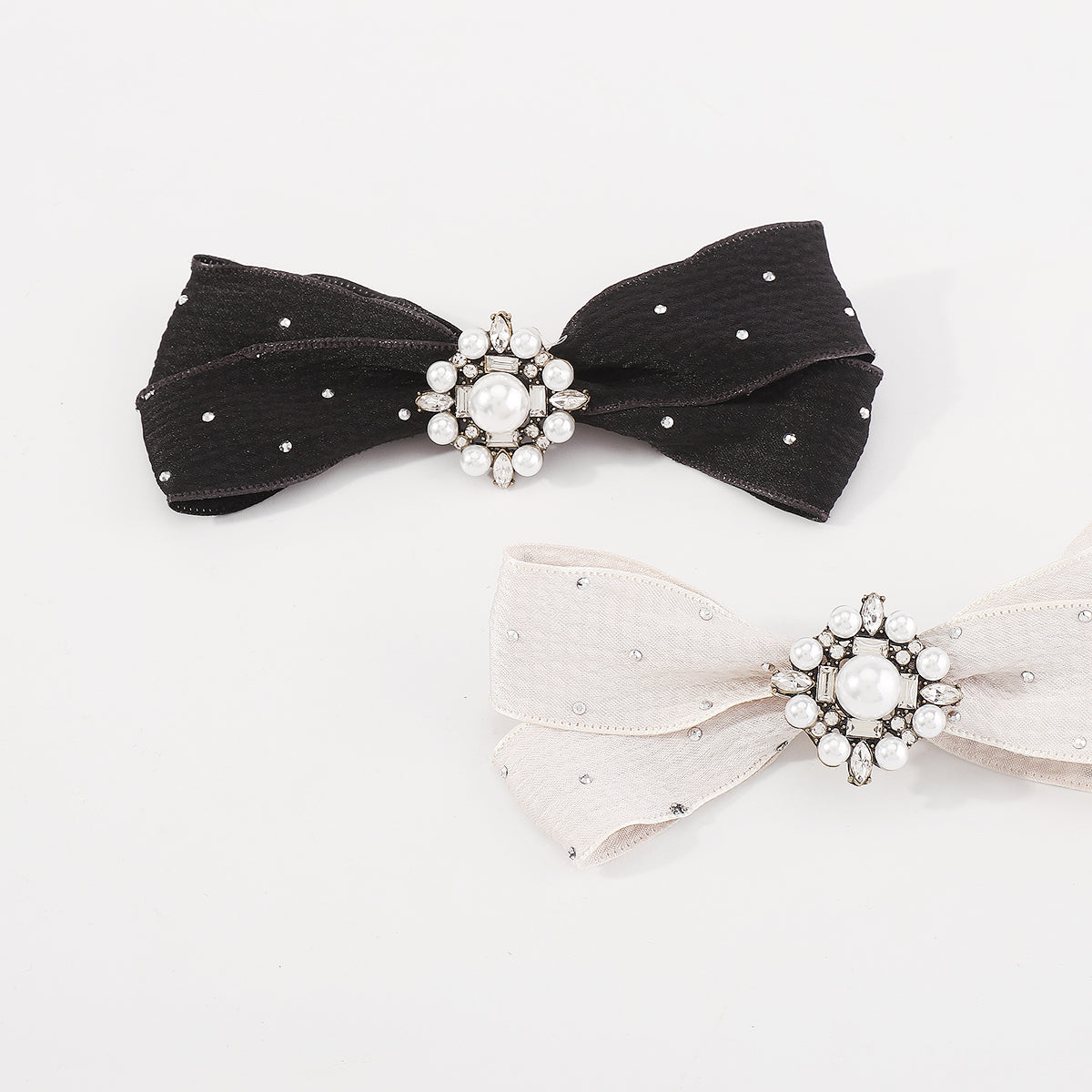 F5546 Medium Size Rhinestone Pearl Bow Barrettes Clips