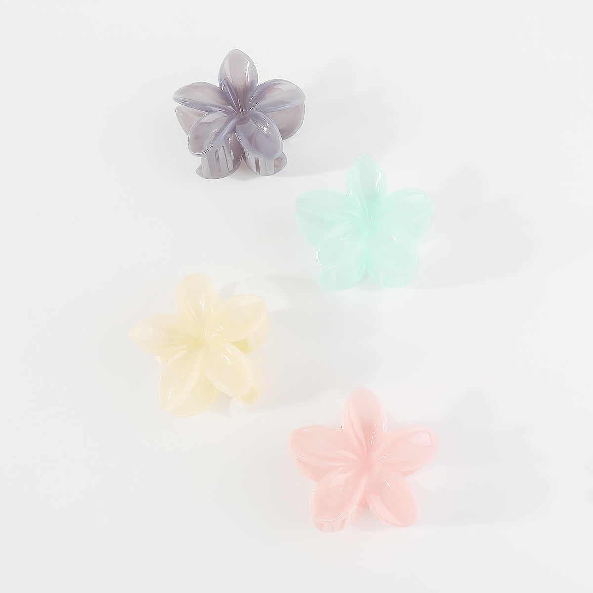 F5951 4 Pcs Summer Large Resin Flower Hair Claw Set