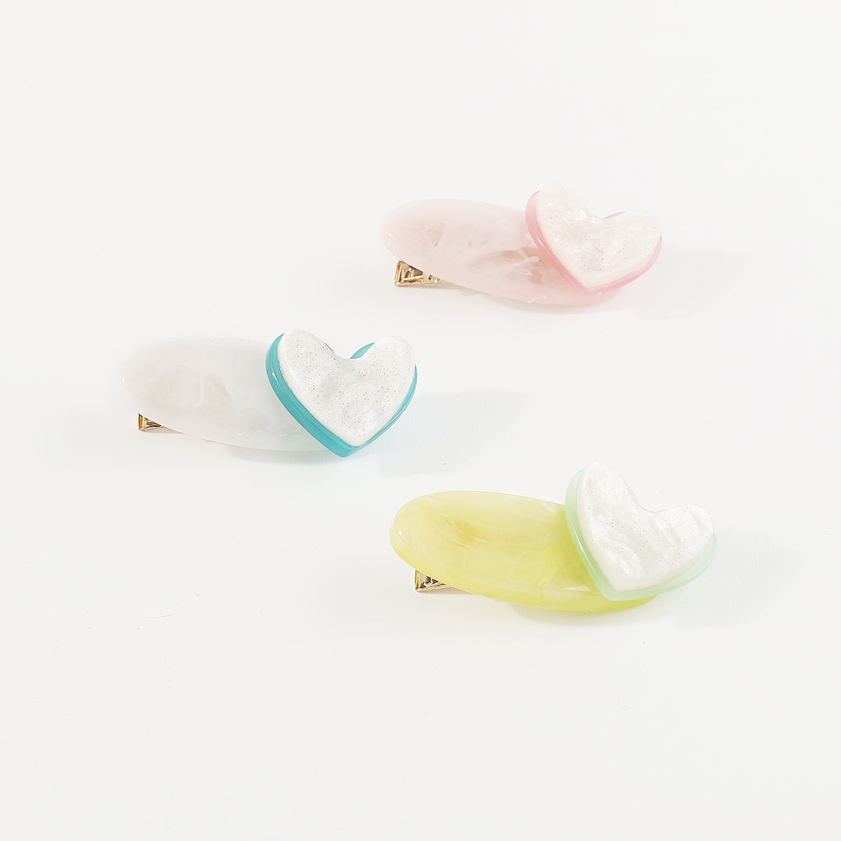 F6043 3pcs Lovely Acrylic Heart Hair Clips Set