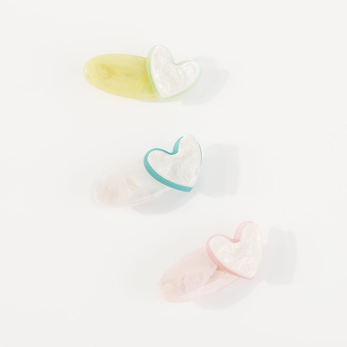 F6043 3pcs Lovely Acrylic Heart Hair Clips Set