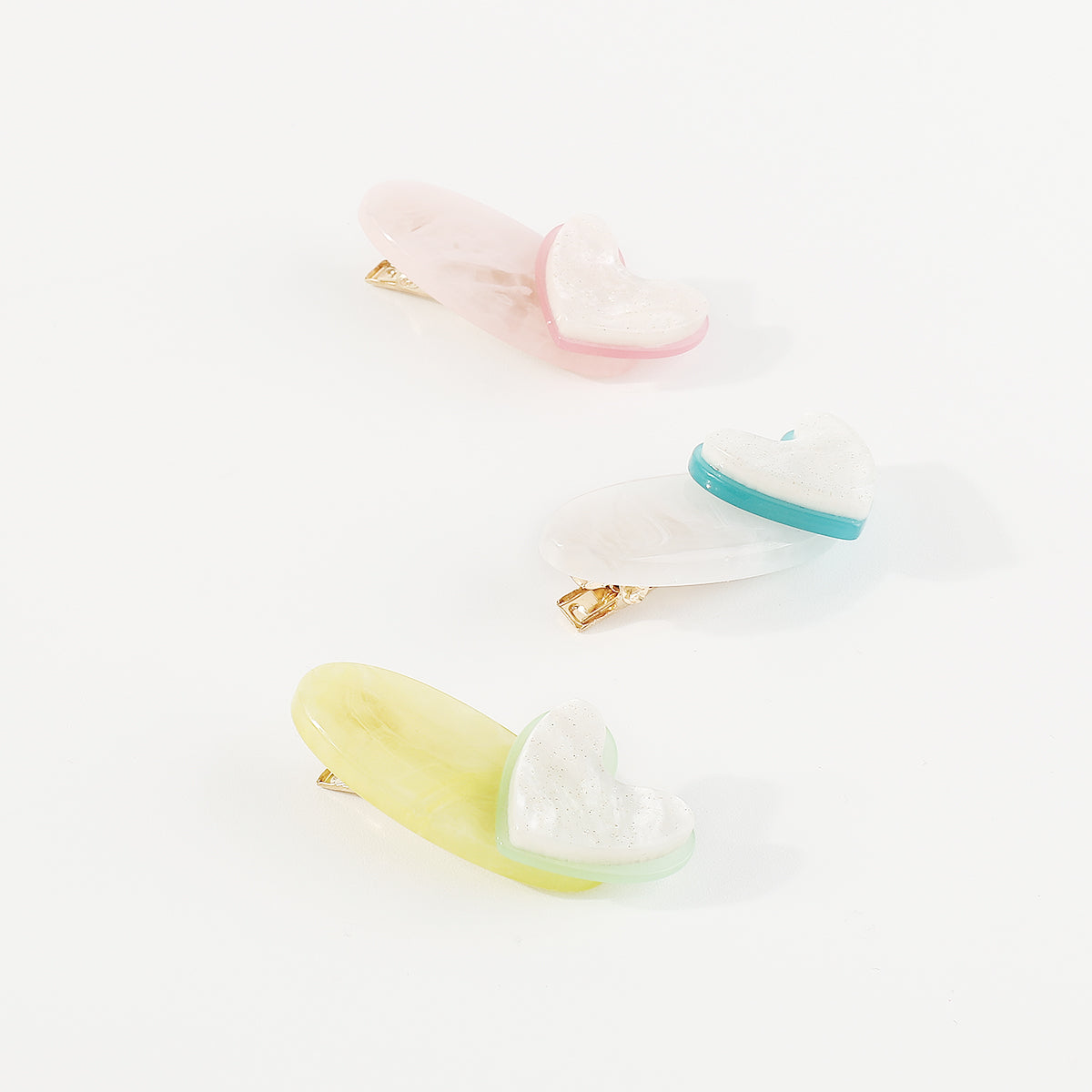 F6043 3pcs Lovely Acrylic Heart Hair Clips Set