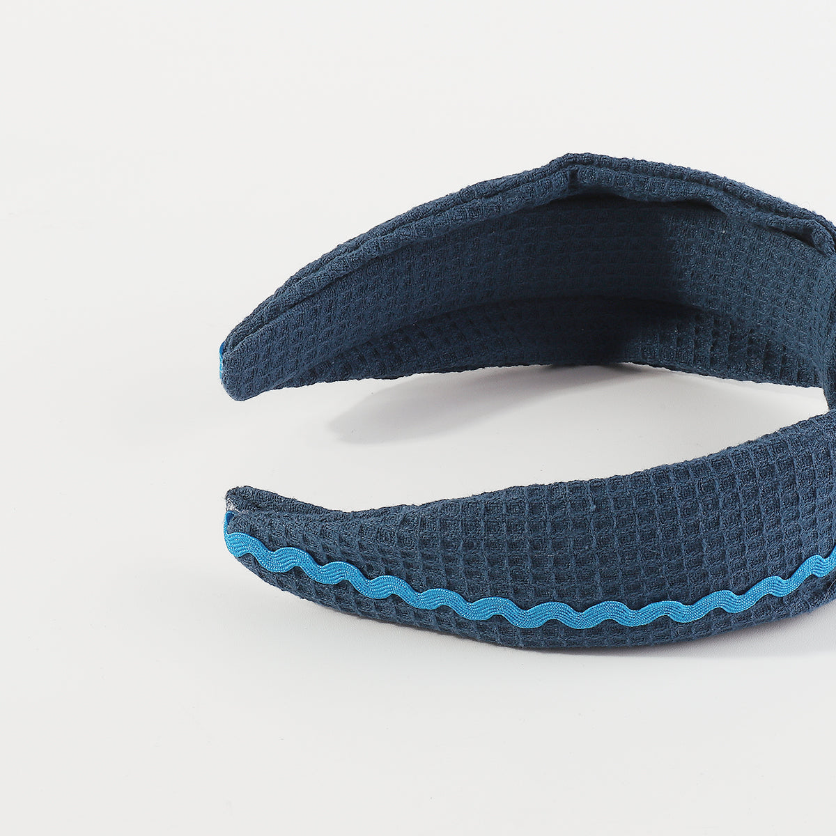 F6475 Solid Color Waffle with Wave Webbing Knot Headband