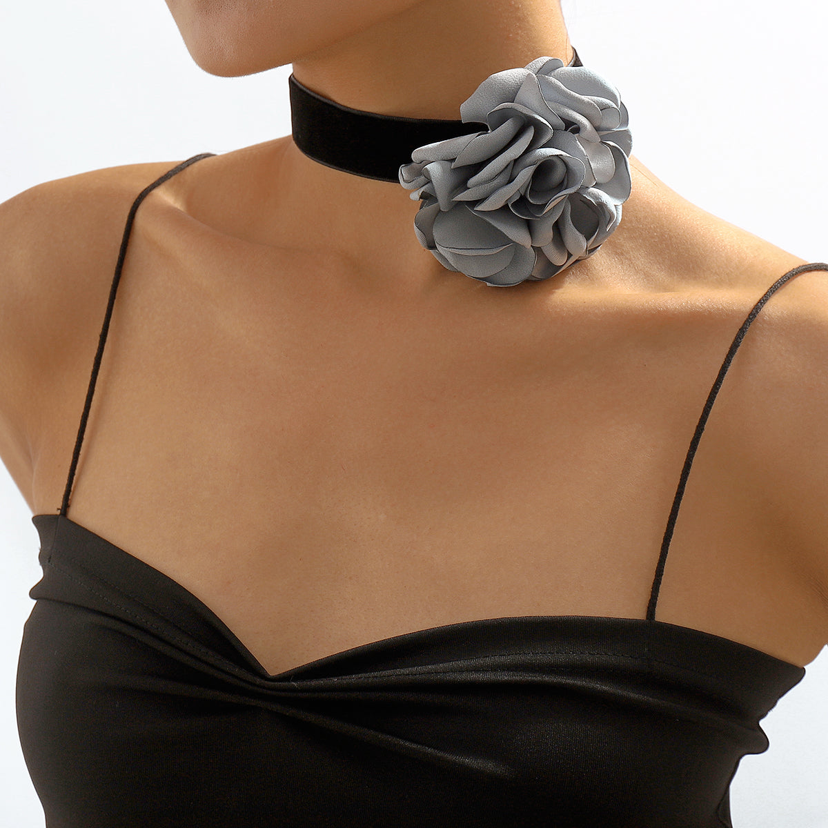 N10282 Retro Romantic Fabric Rose Flower Choker Necklace