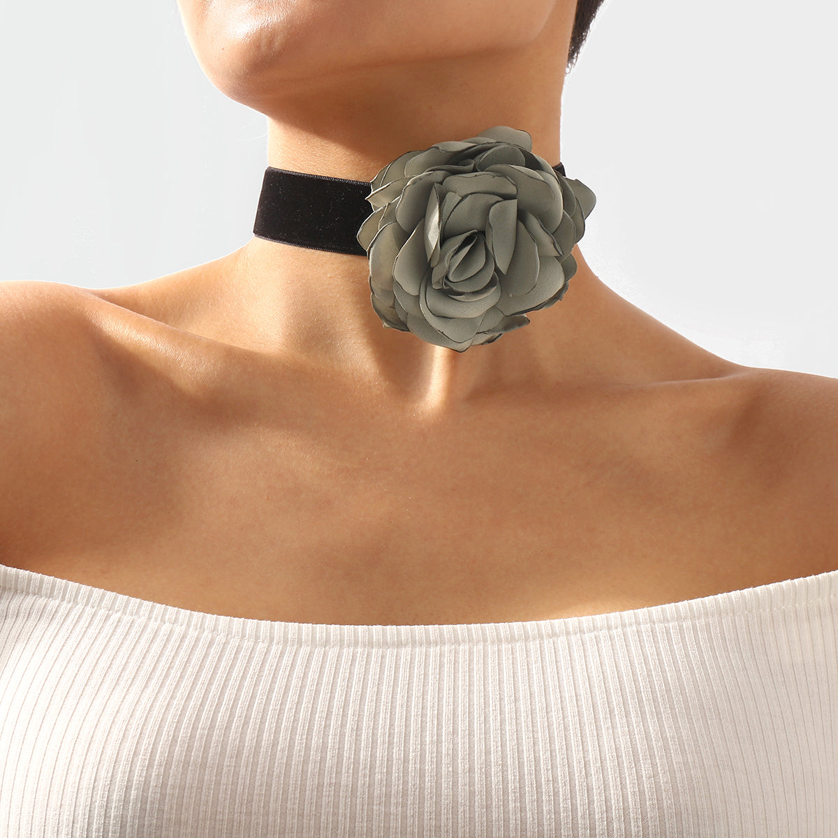 N10282 Retro Romantic Fabric Rose Flower Choker Necklace