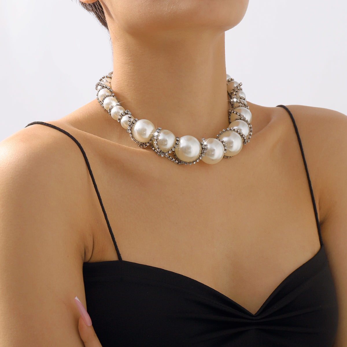 N11131 Extra Large Faux Pearl Rhinestone Chain Necklace
