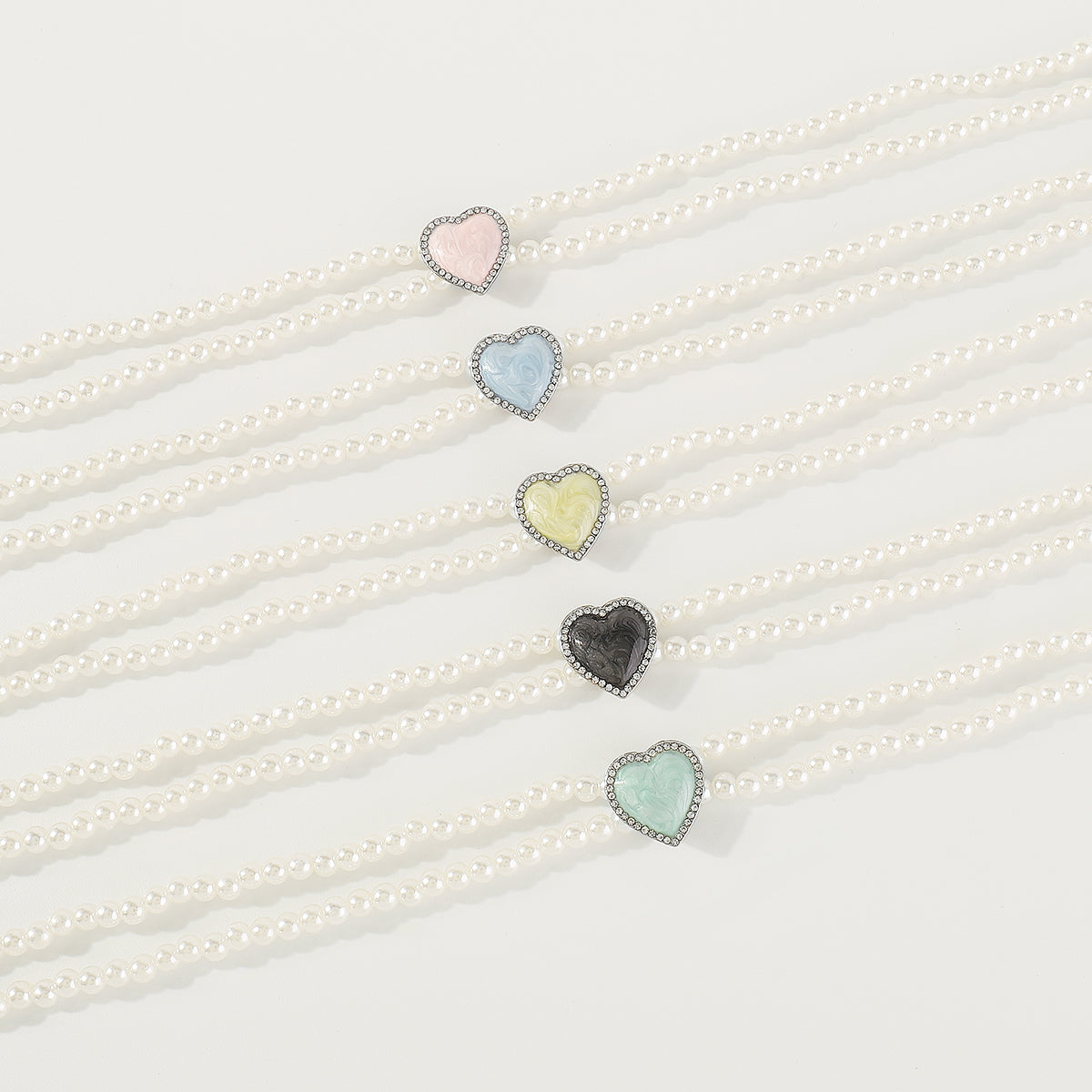 N11138 Layered Pearls Chain Enamel Heart Choker Necklace