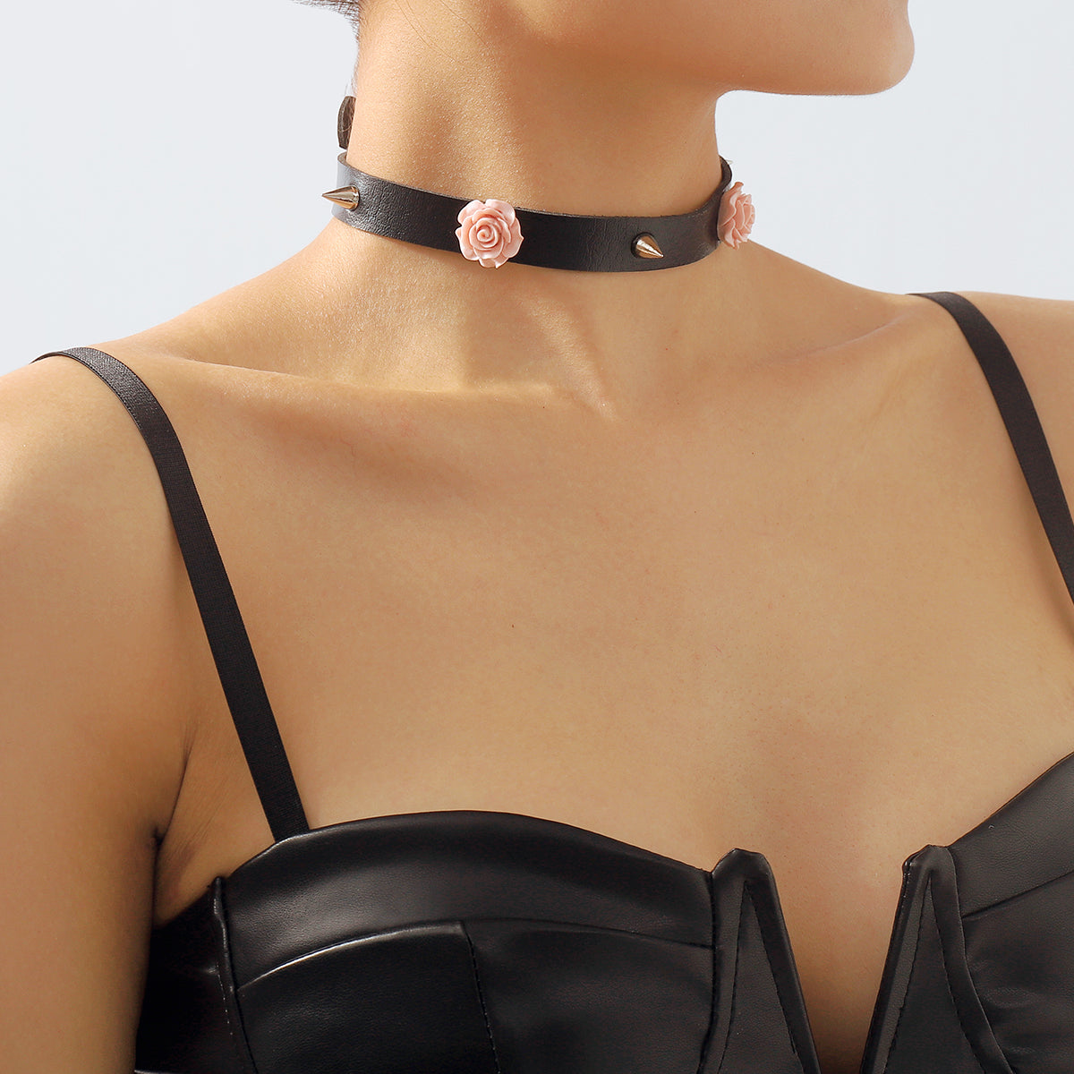 N11150 PU Leather With Resin Flower Choker Necklace