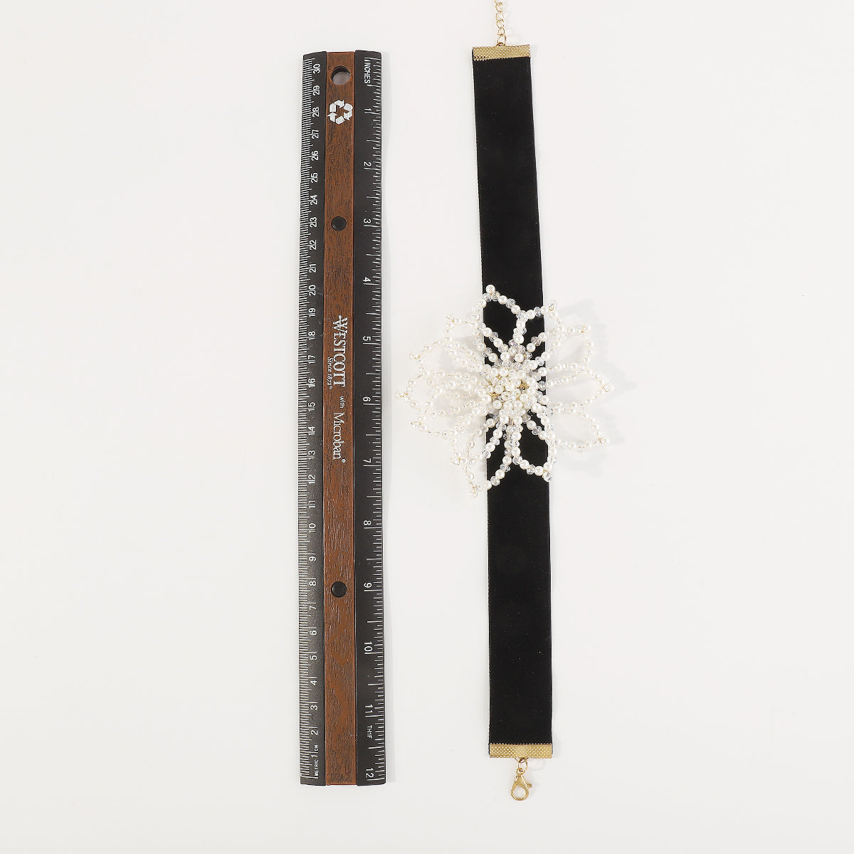 N11239 Lux Pearl Flower Choker Necklace