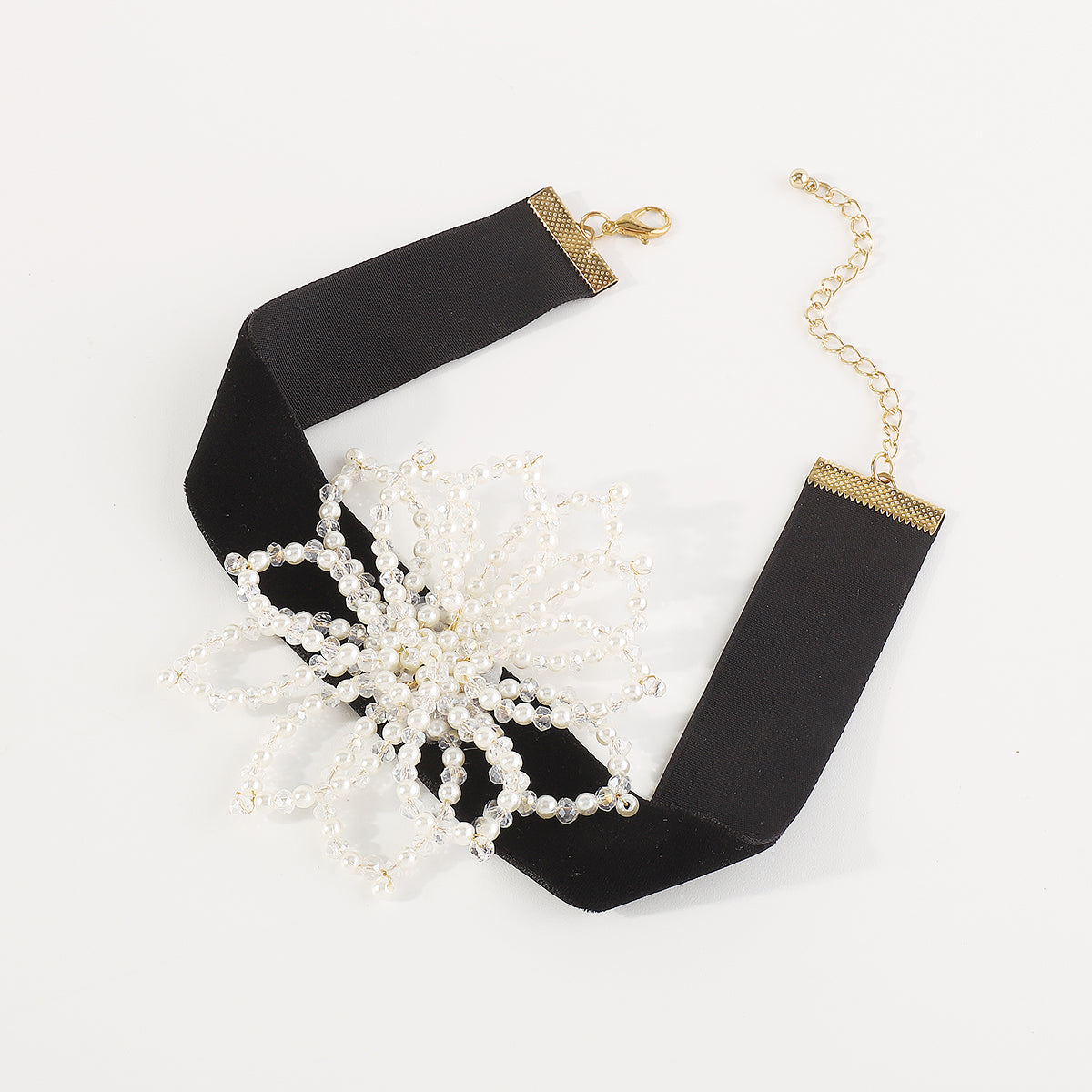 N11239 Lux Pearl Flower Choker Necklace