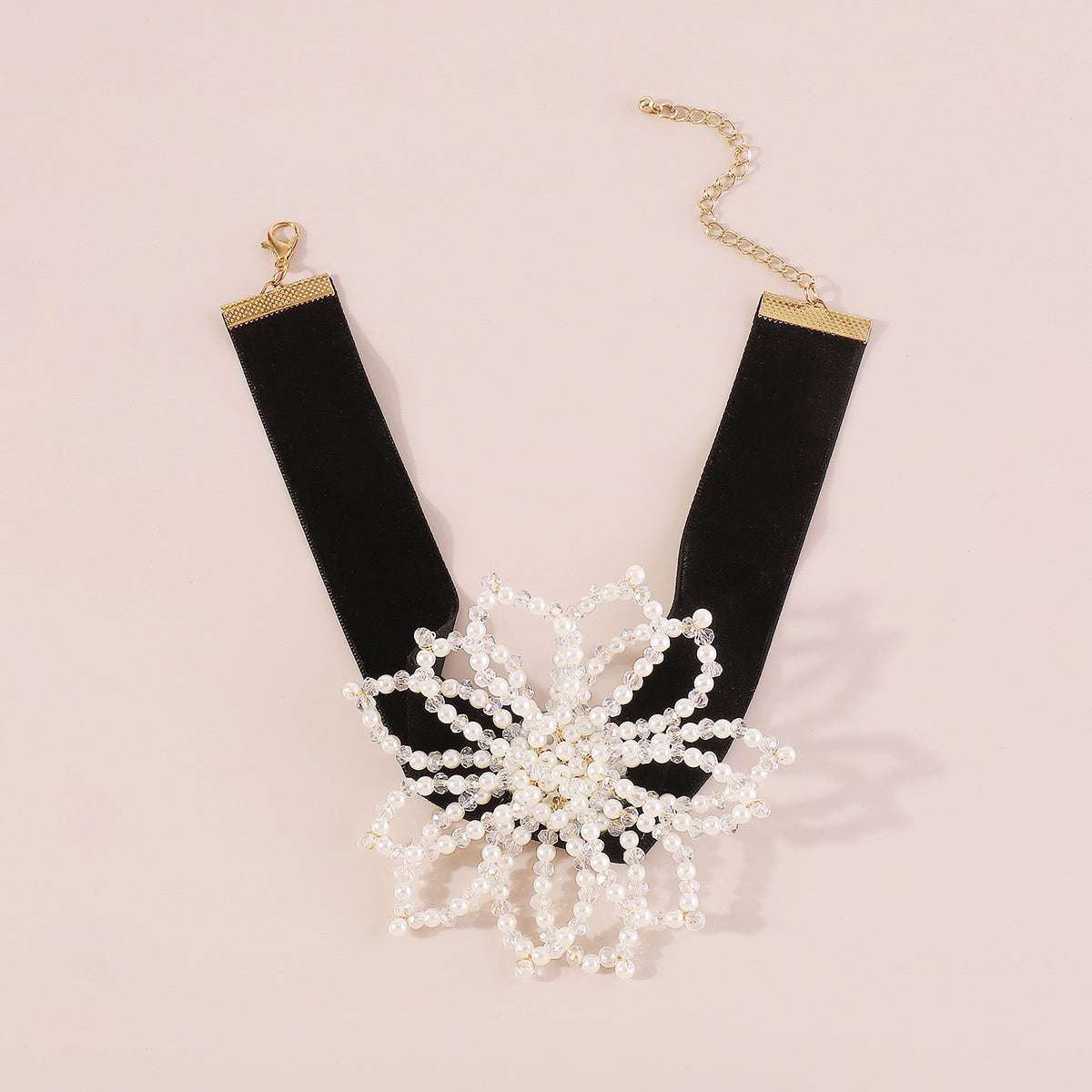 N11239 Lux Pearl Flower Choker Necklace