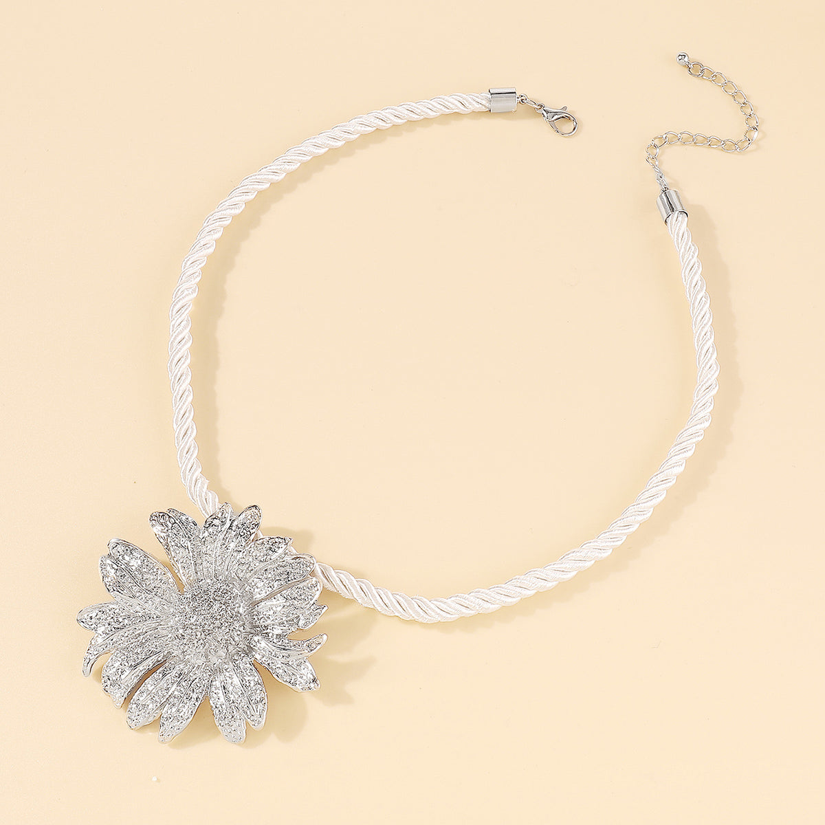 N11331 Summer Sun Flower Pendant Necklace