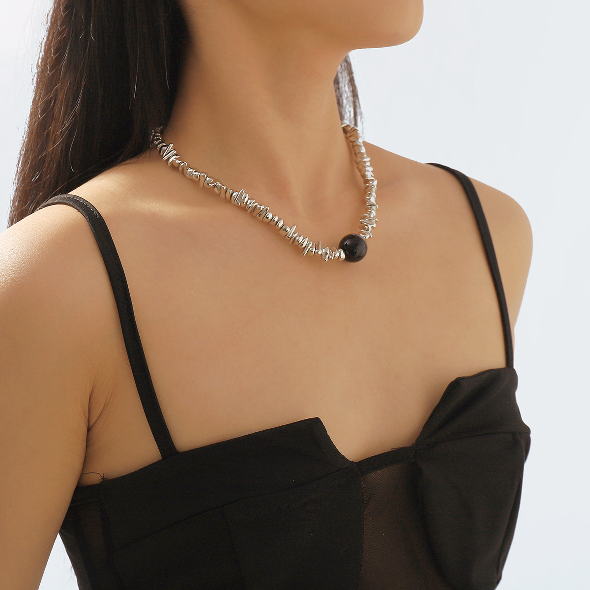 N11354 Geometric Metal Pearl Pendant Necklace