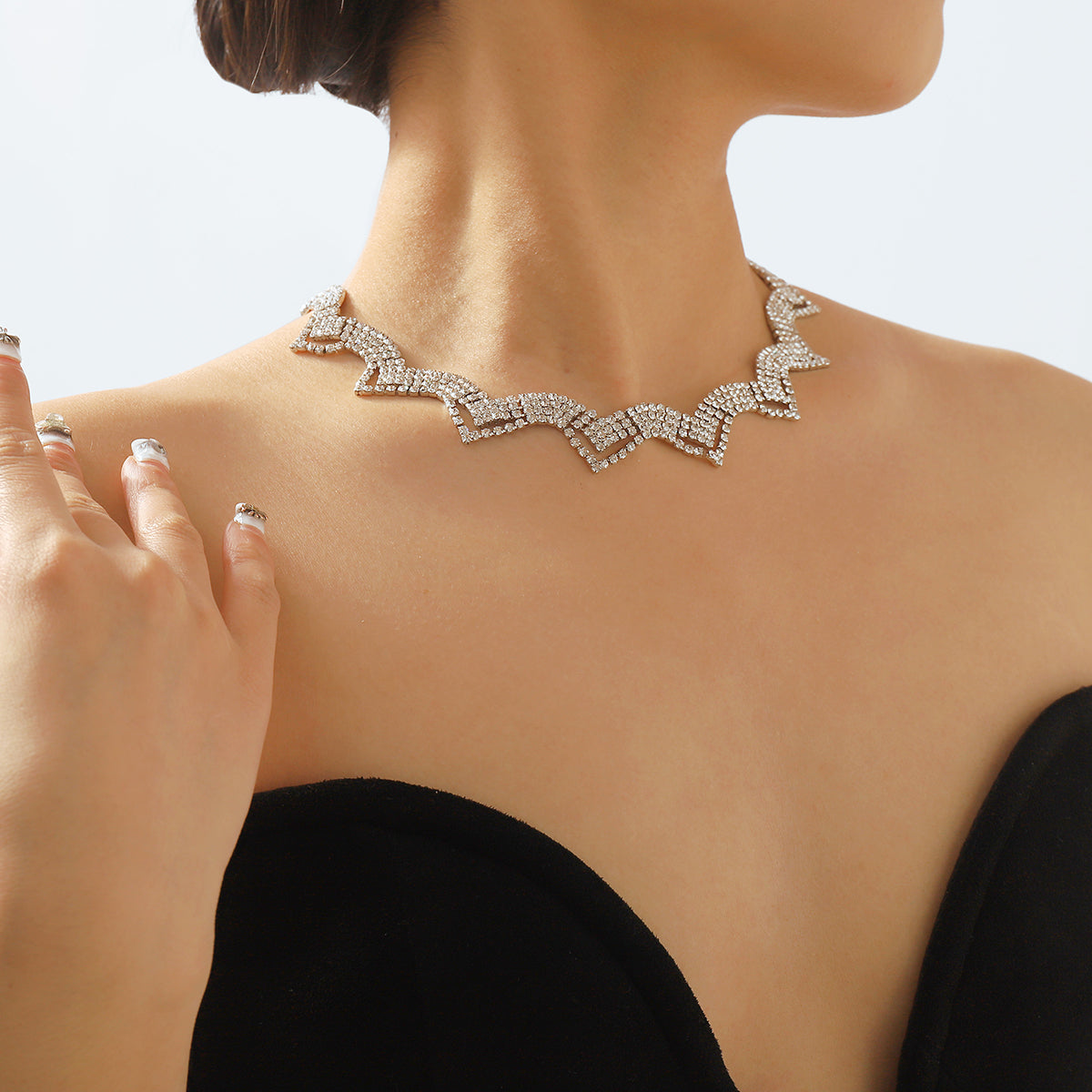 N11385 Lux Glam Choker Necklace