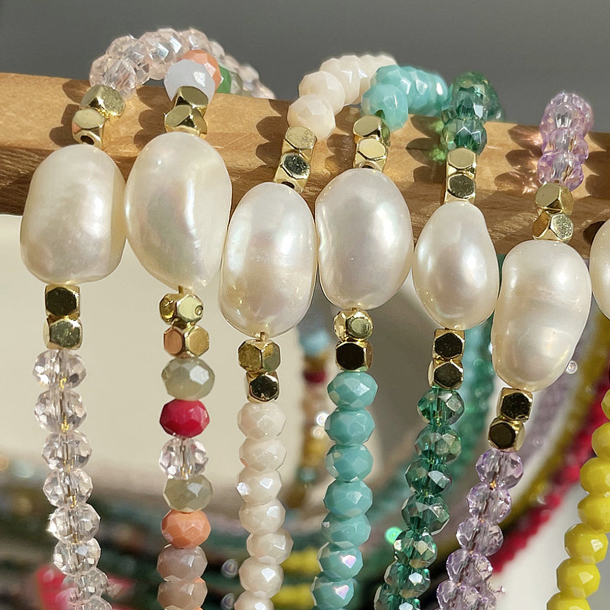 N11442 Mermaid Beaded Freshwater Pearl Necklace