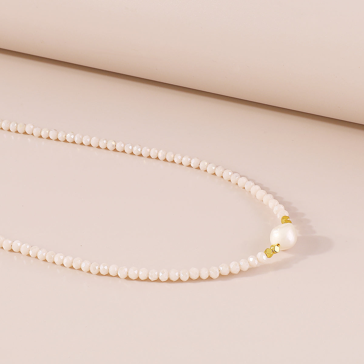 N11442 Mermaid Beaded Freshwater Pearl Necklace