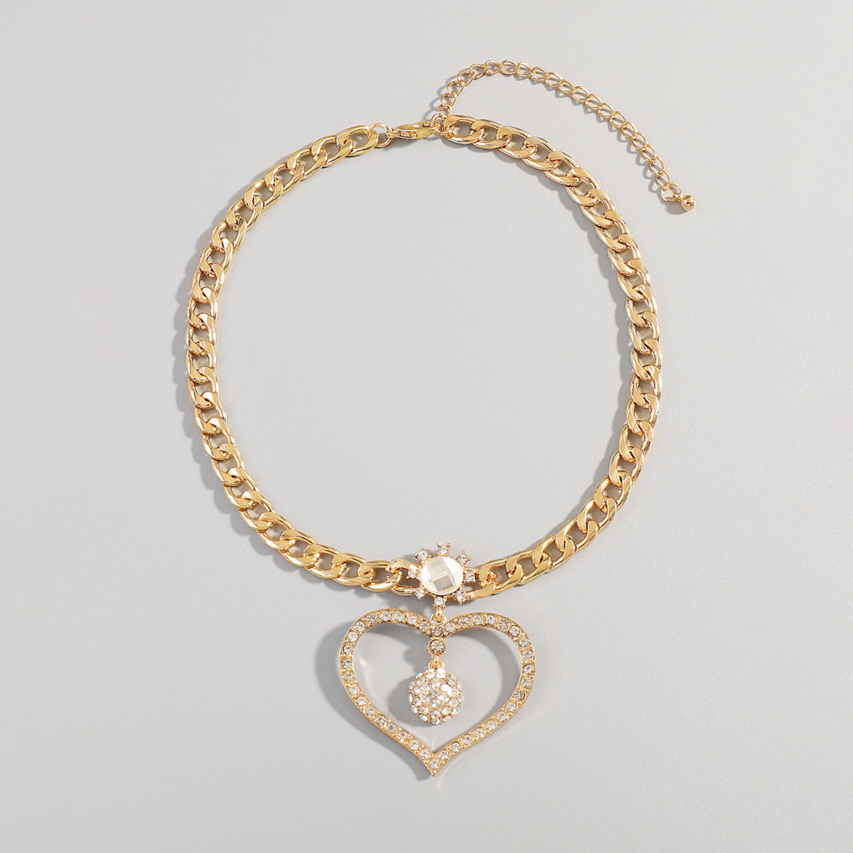 N11469 Chunky Chain Rhinestone Heart Pendant Necklace