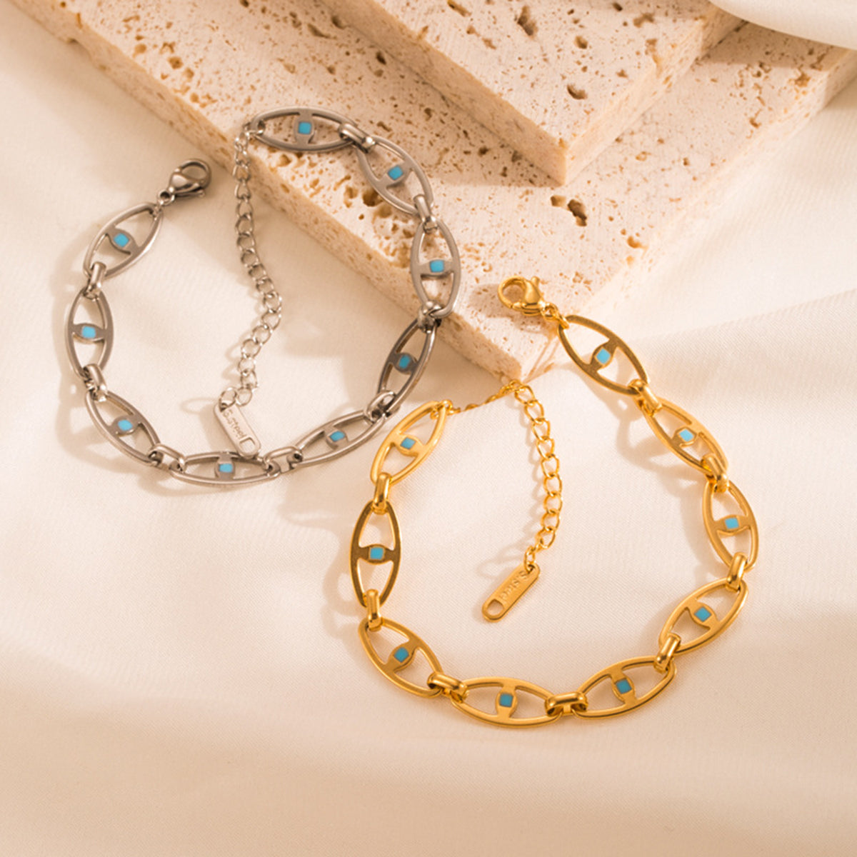 ZB0099 18K Stainless Steel Geometric Hollow Eye Bracelet