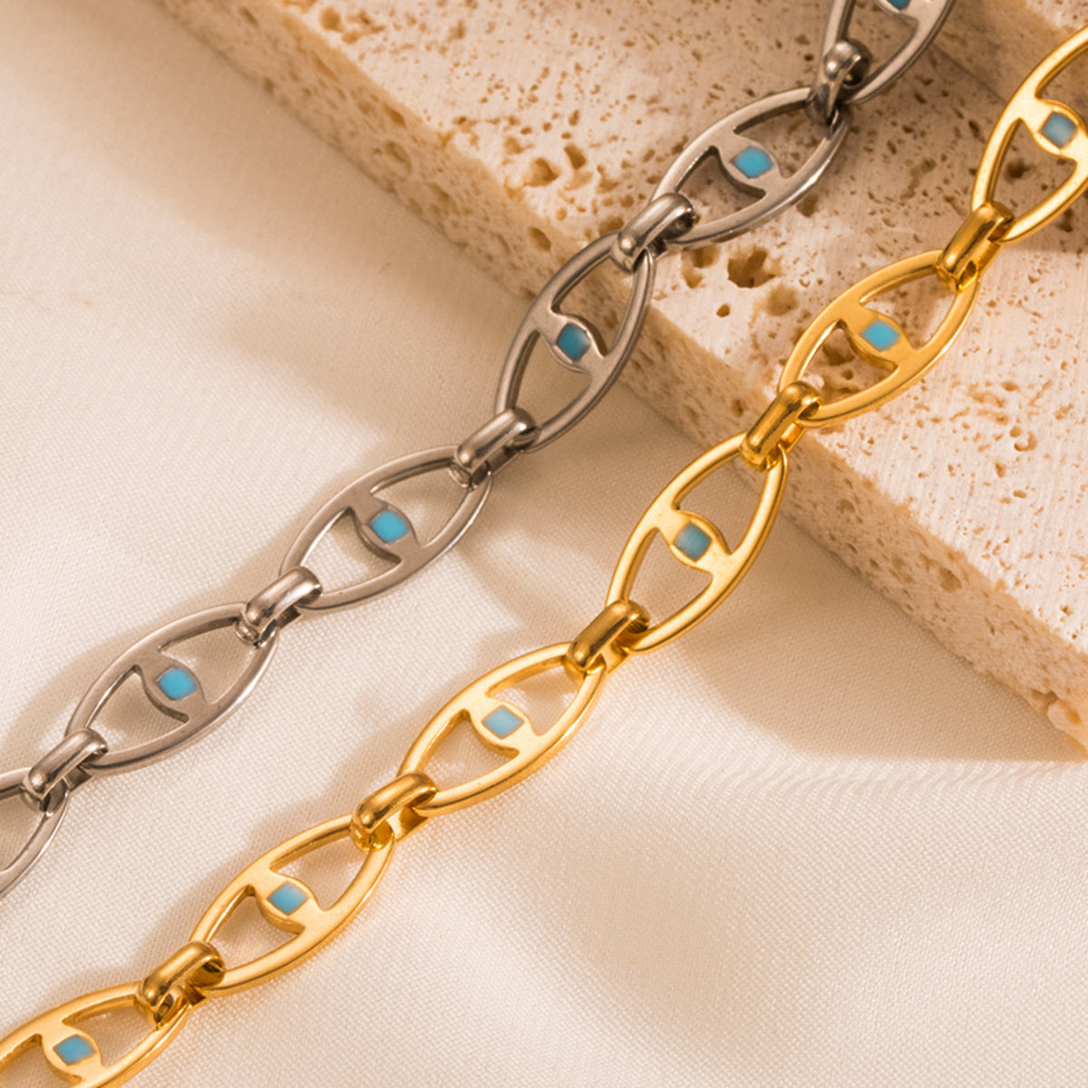 ZB0099 18K Stainless Steel Geometric Hollow Eye Bracelet