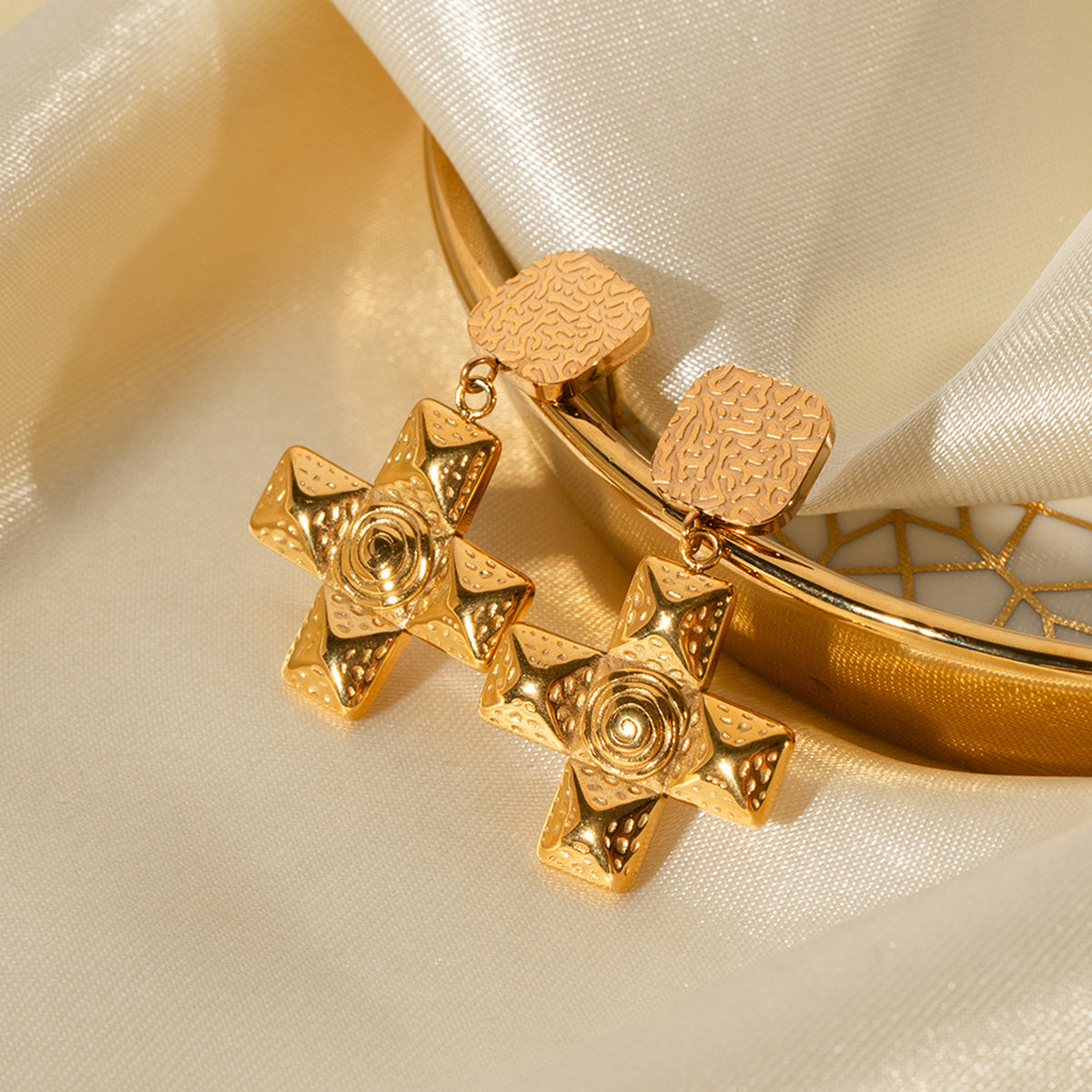 ZE0134 18K Stainless Steel Cross Dangle Earrings