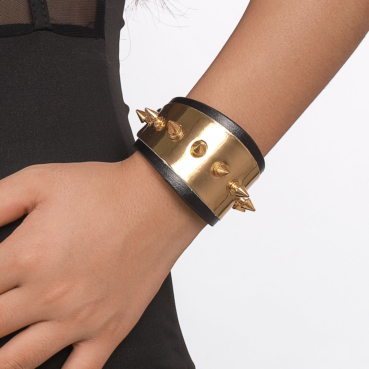 Gold Rivet Wide Cuff Leather Bracelet medyjewelry