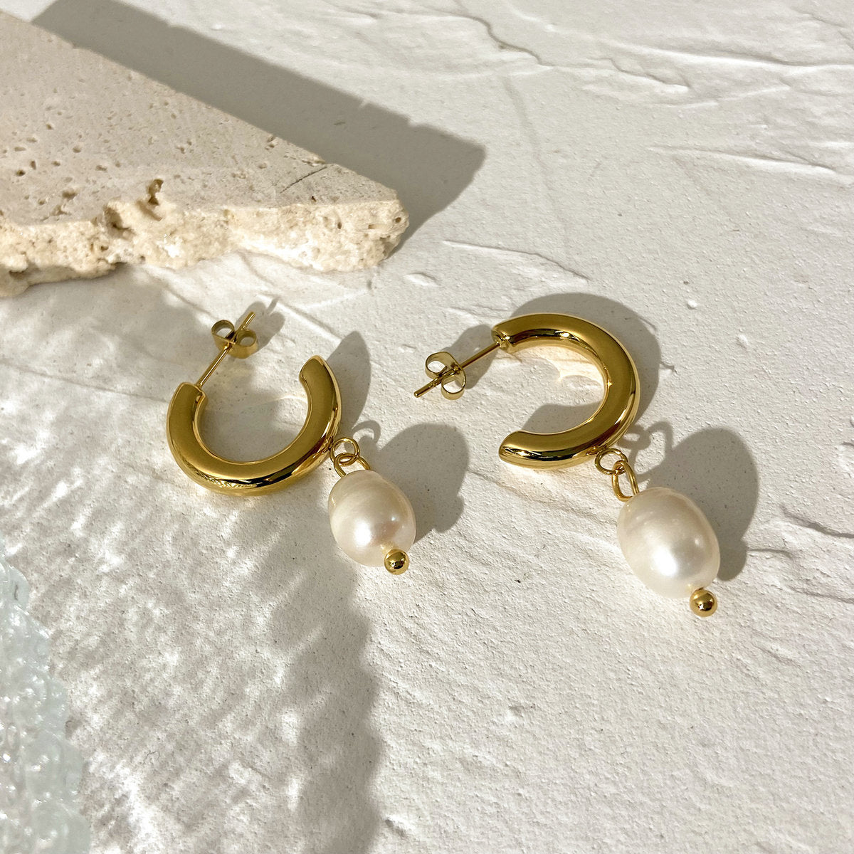 Fashion Pearl Hoop Earrings medyjewelry
