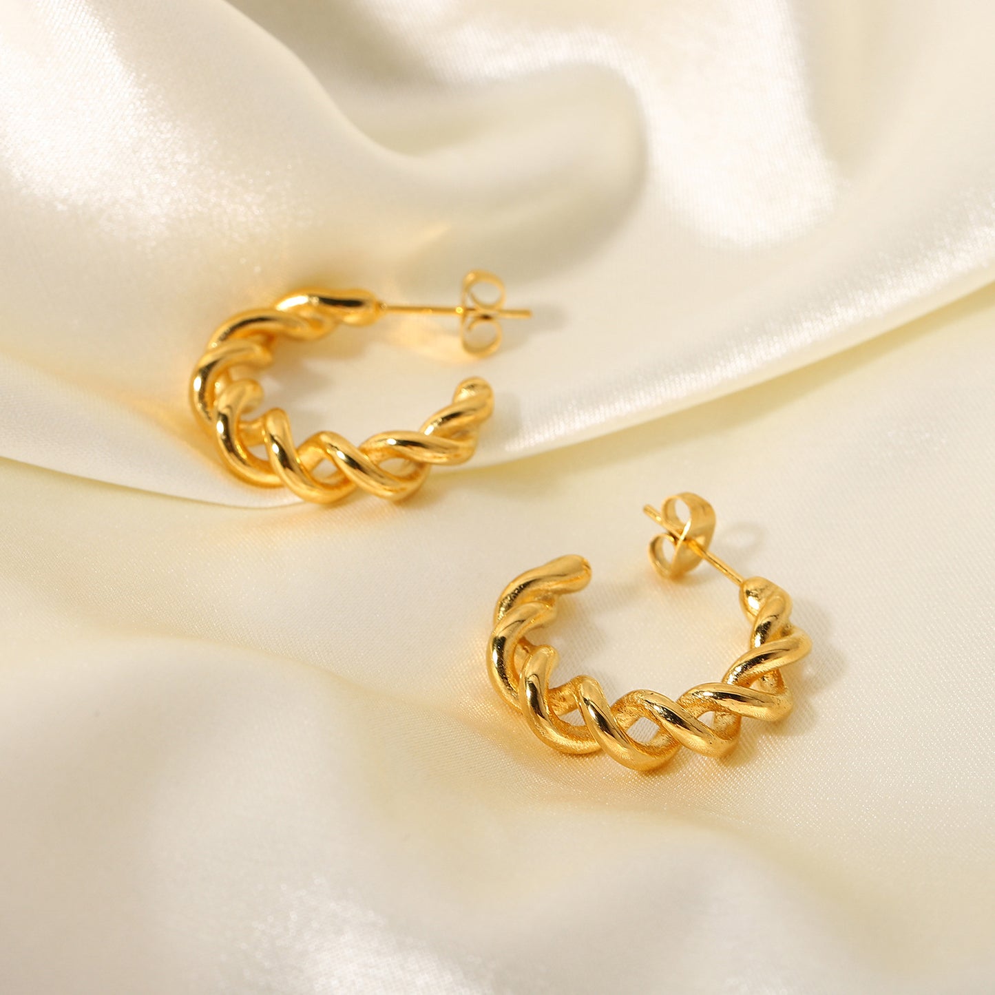 18K Gold Plated Stainless Steel Twisted Wire Hoop Earrings medyjewelry