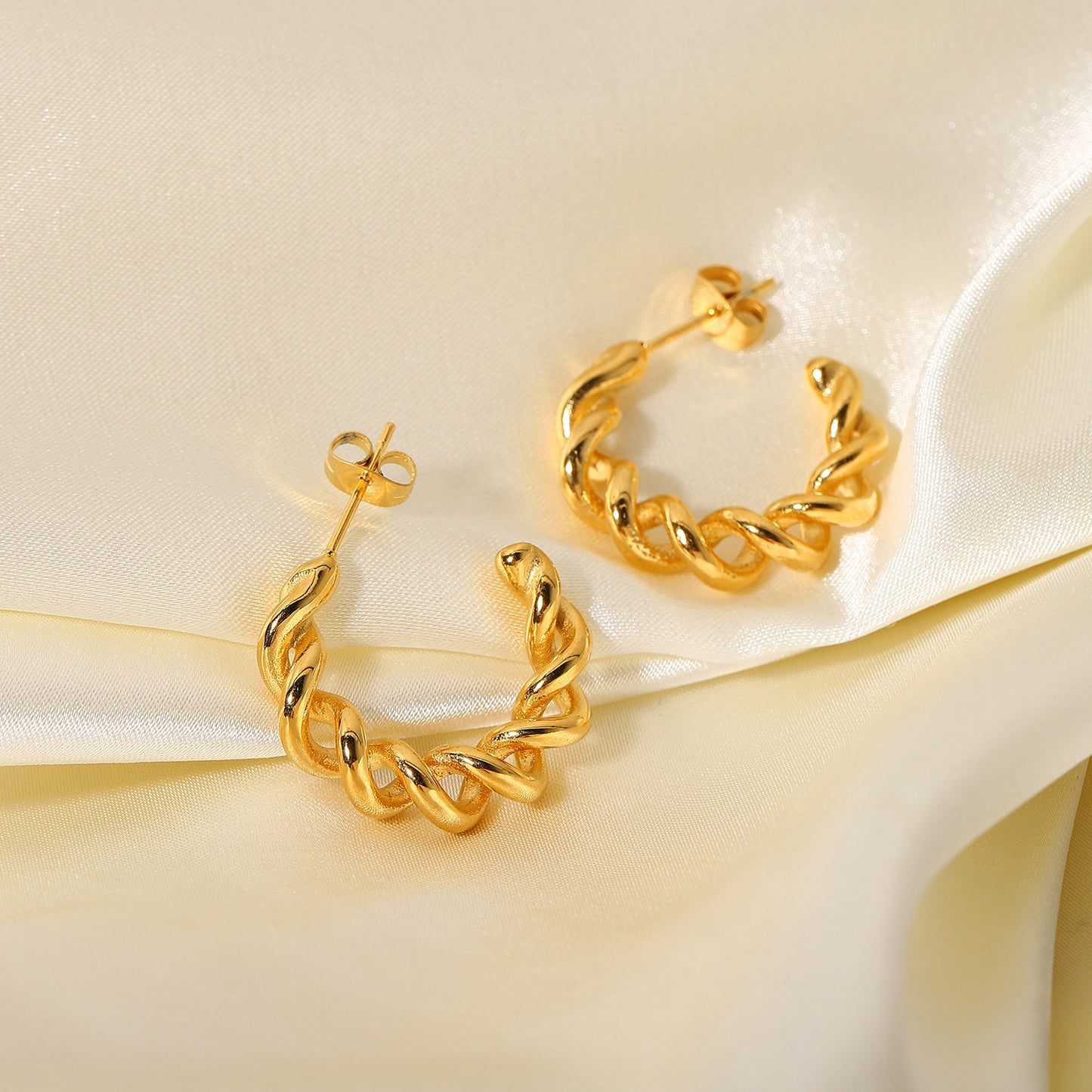 18K Gold Plated Stainless Steel Twisted Wire Hoop Earrings medyjewelry