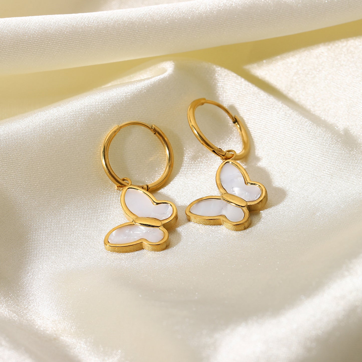Butterfly Hoop Earrings medyjewelry