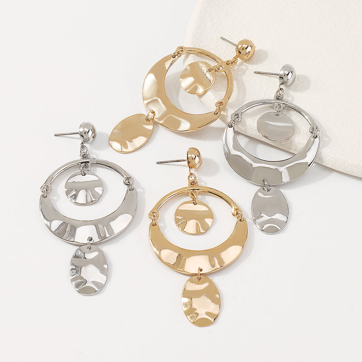 Shinny Gold Plated Hammered Round Pendant Earrings medyjewelry